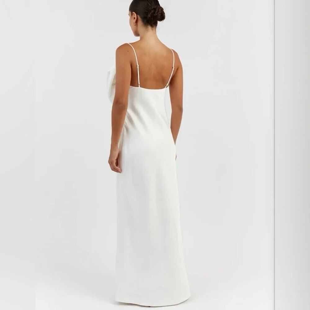 NWT DISSH Aisle White Satin Bow Maxi Dress Formal Bridal Gown Size 6 - Picture 5 of 7